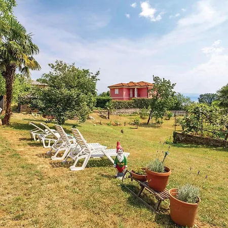 3 Bedroom Stunning In Appartement