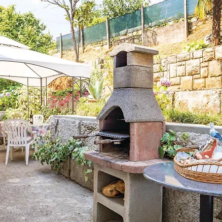 Appartement 3 Bedroom Stunning In Lovran
